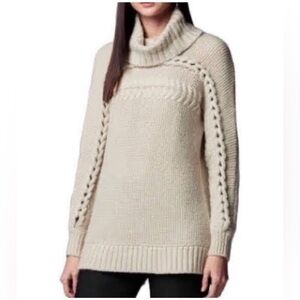 Womens Simply Vera Wang Sweater